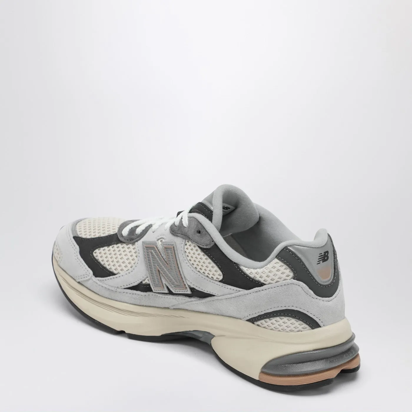 Sneakers 2010 In Leather And Mesh Brighton Grey sold by Wanan Luxury product image thumbnail 2