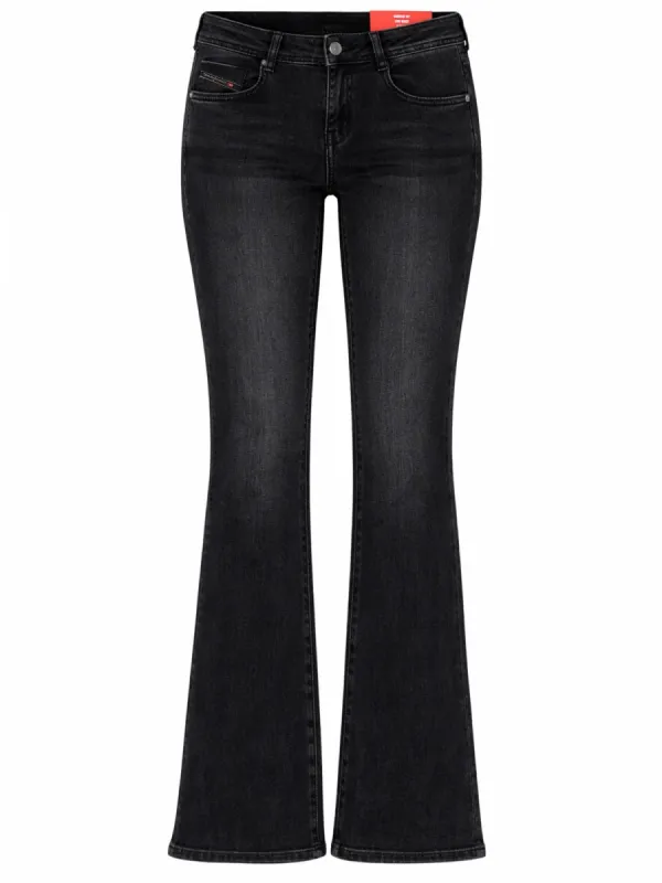 "1969 D-Ebbey" Jeans made by Diesel