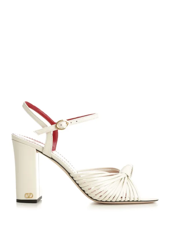 Annet Sandal Sandals White made by Valentino Garavani
