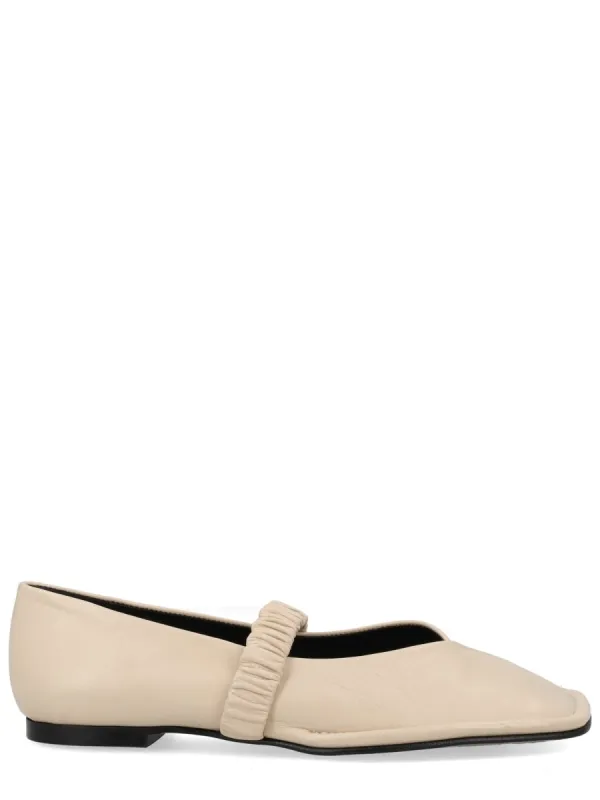 Ballerina "Lautan" sold by Wanan Luxury