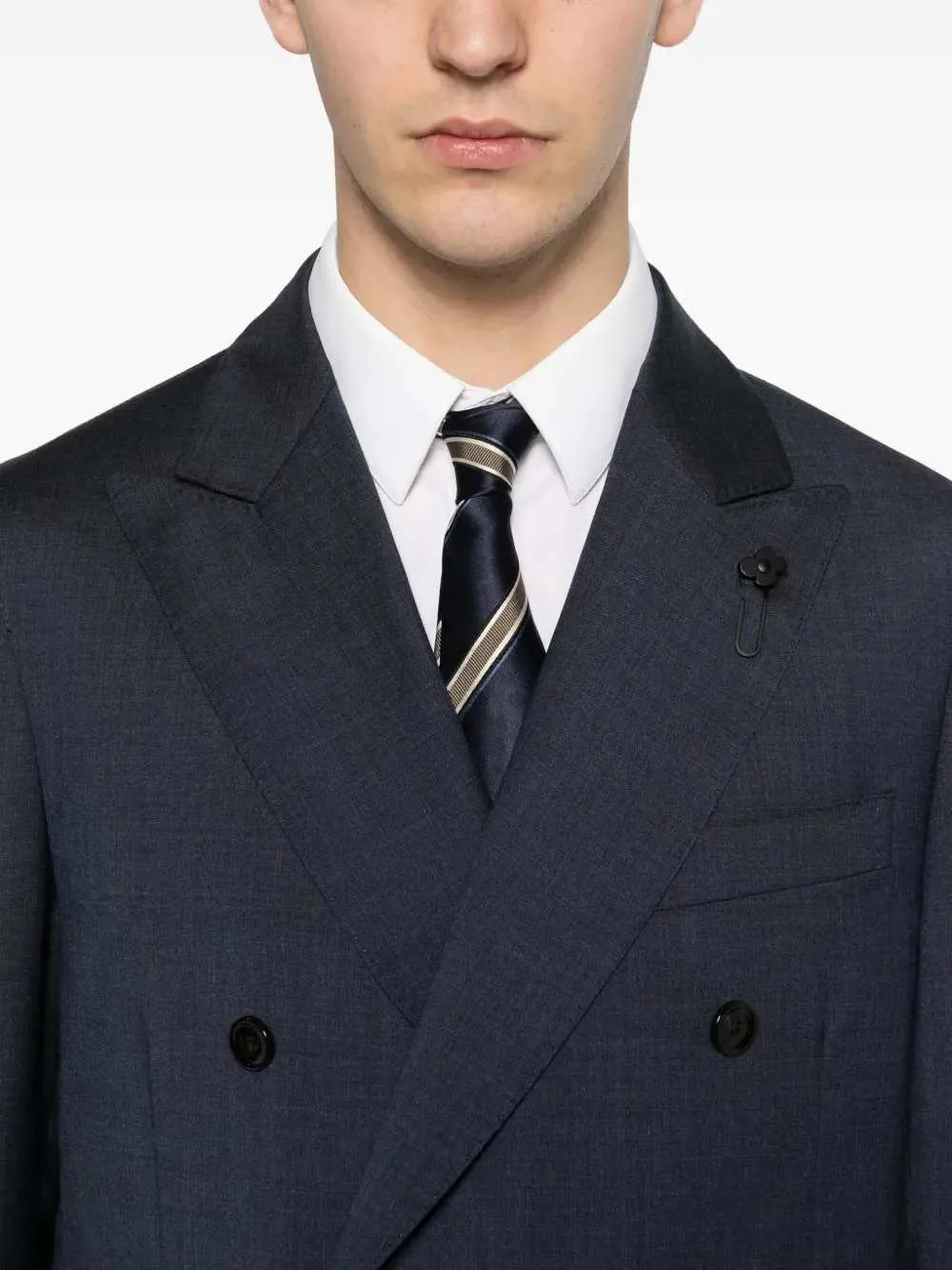 Double-Breasted Suit sold by Wanan Luxury product image thumbnail 4