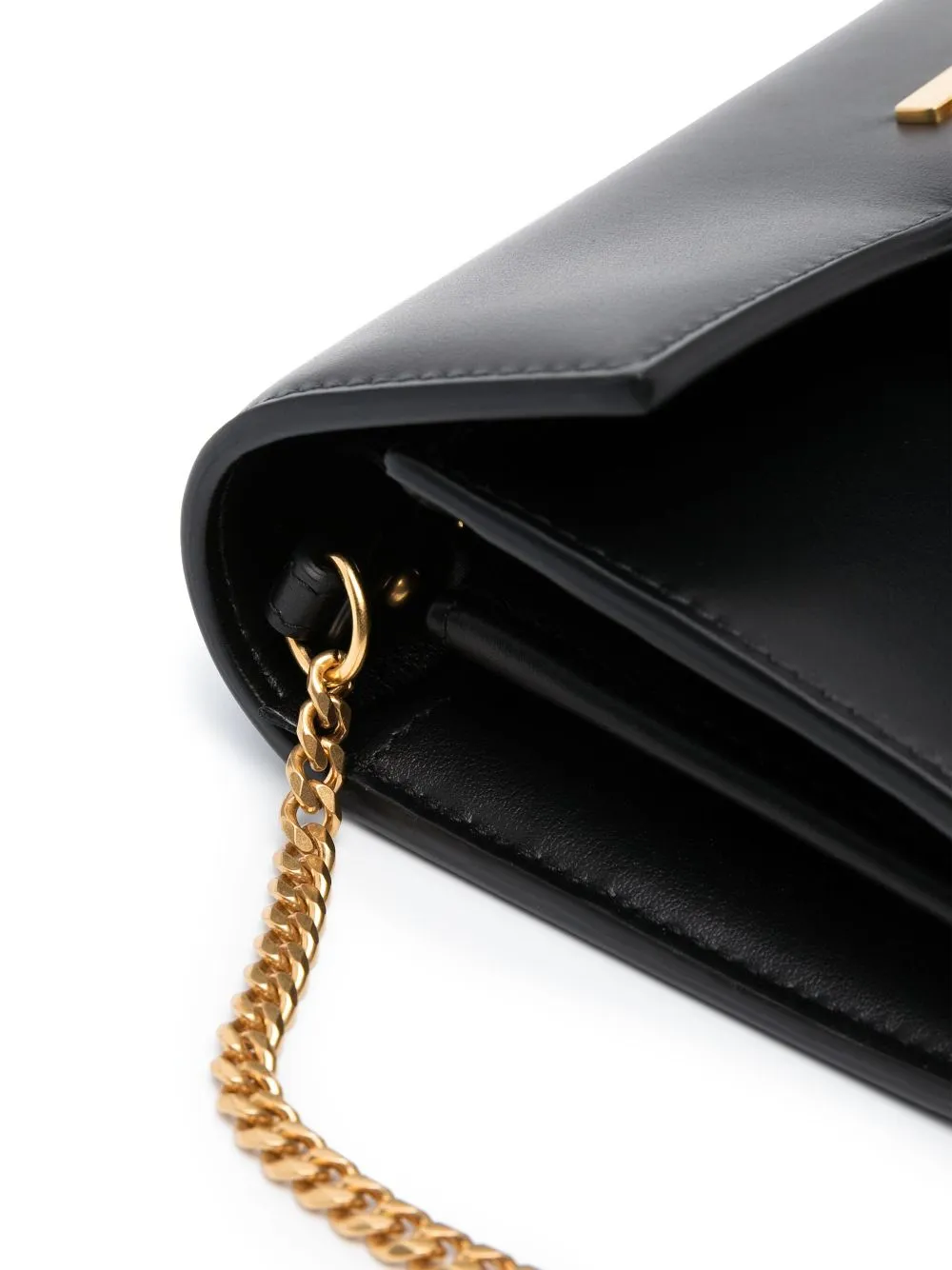B-Buzz Wallet With Chain sold by Wanan Luxury product image thumbnail 4