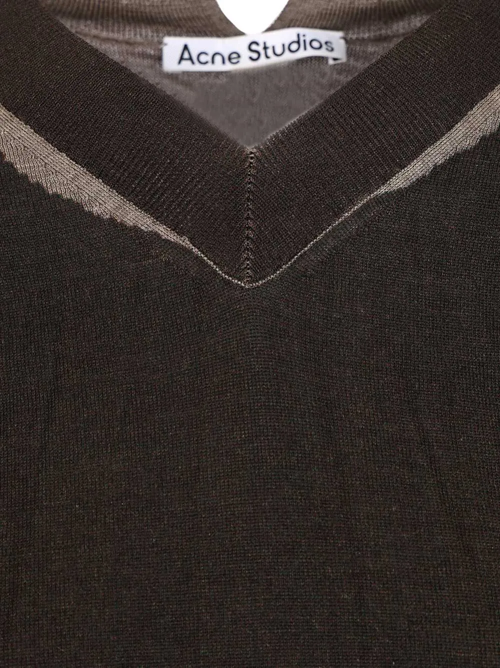 Crumpled V-Neck Sweater Knitwear Brown sold by Wanan Luxury product image thumbnail 4