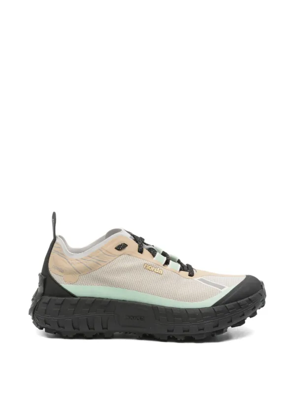 001 Sneakers made by Norda