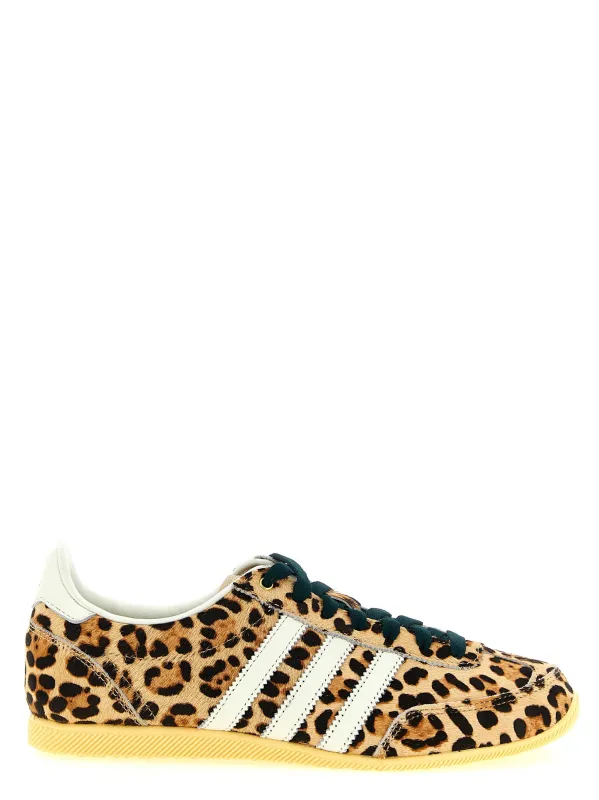 Japan Sneakers Beige made by Adidas