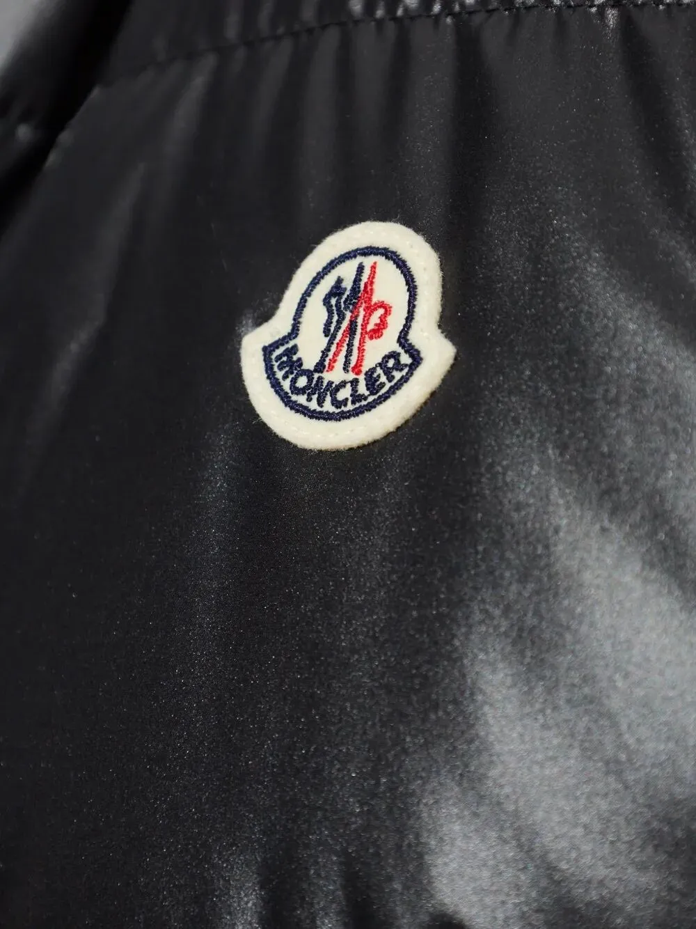 Restigo Down Gilet sold by Wanan Luxury product image thumbnail 5