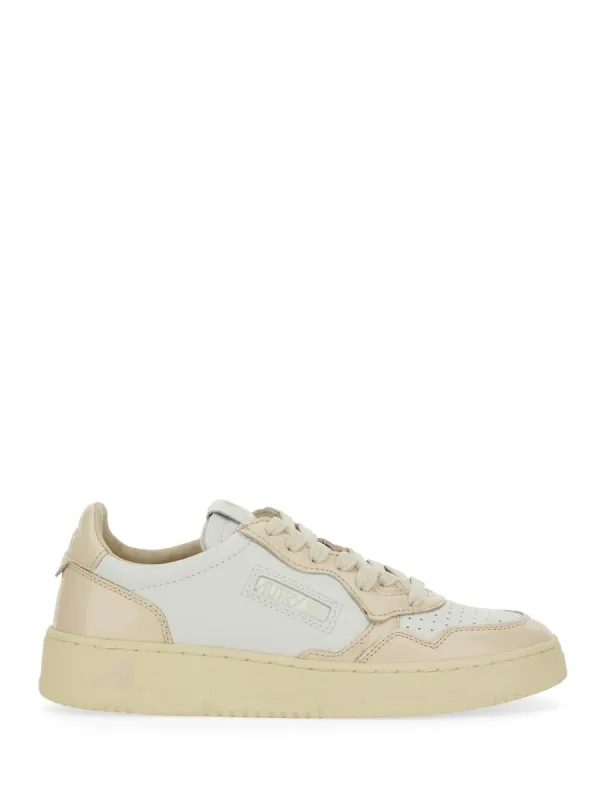 Medalist Low Sneaker made by Autry