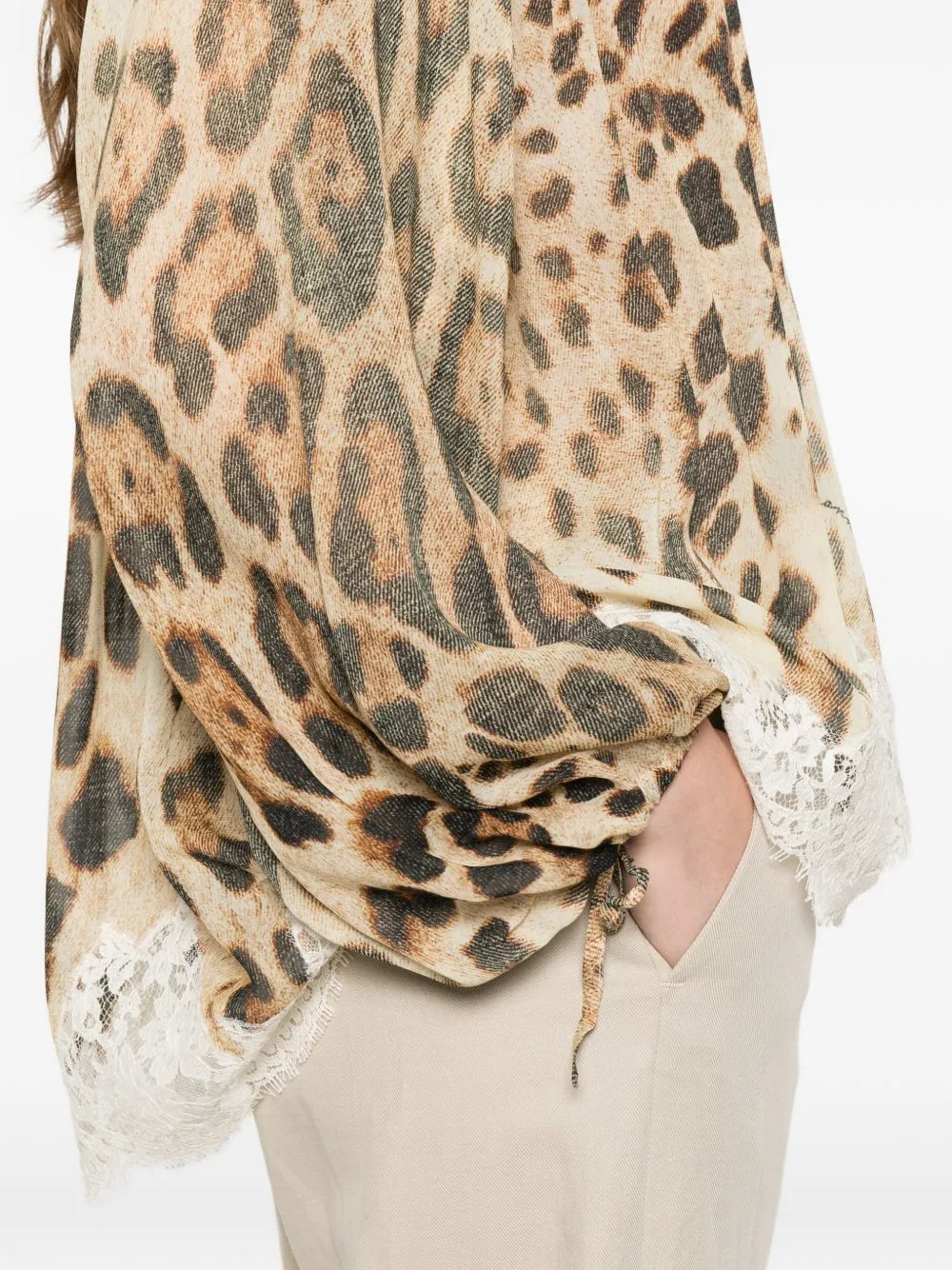 Lace-Detail Printed Blouse sold by Wanan Luxury product image thumbnail 3