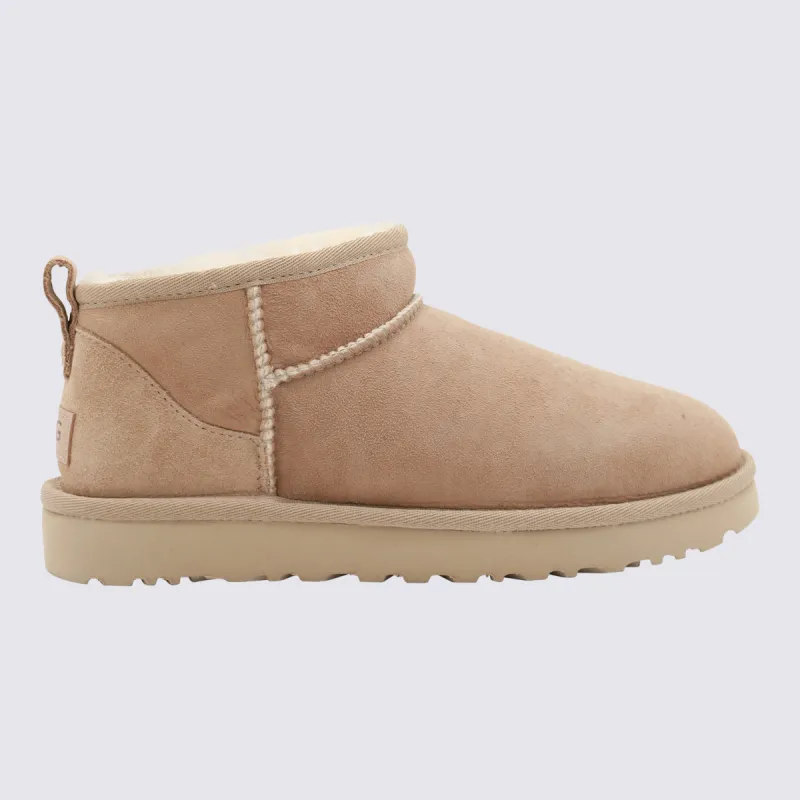 Boots Sand made by UGG