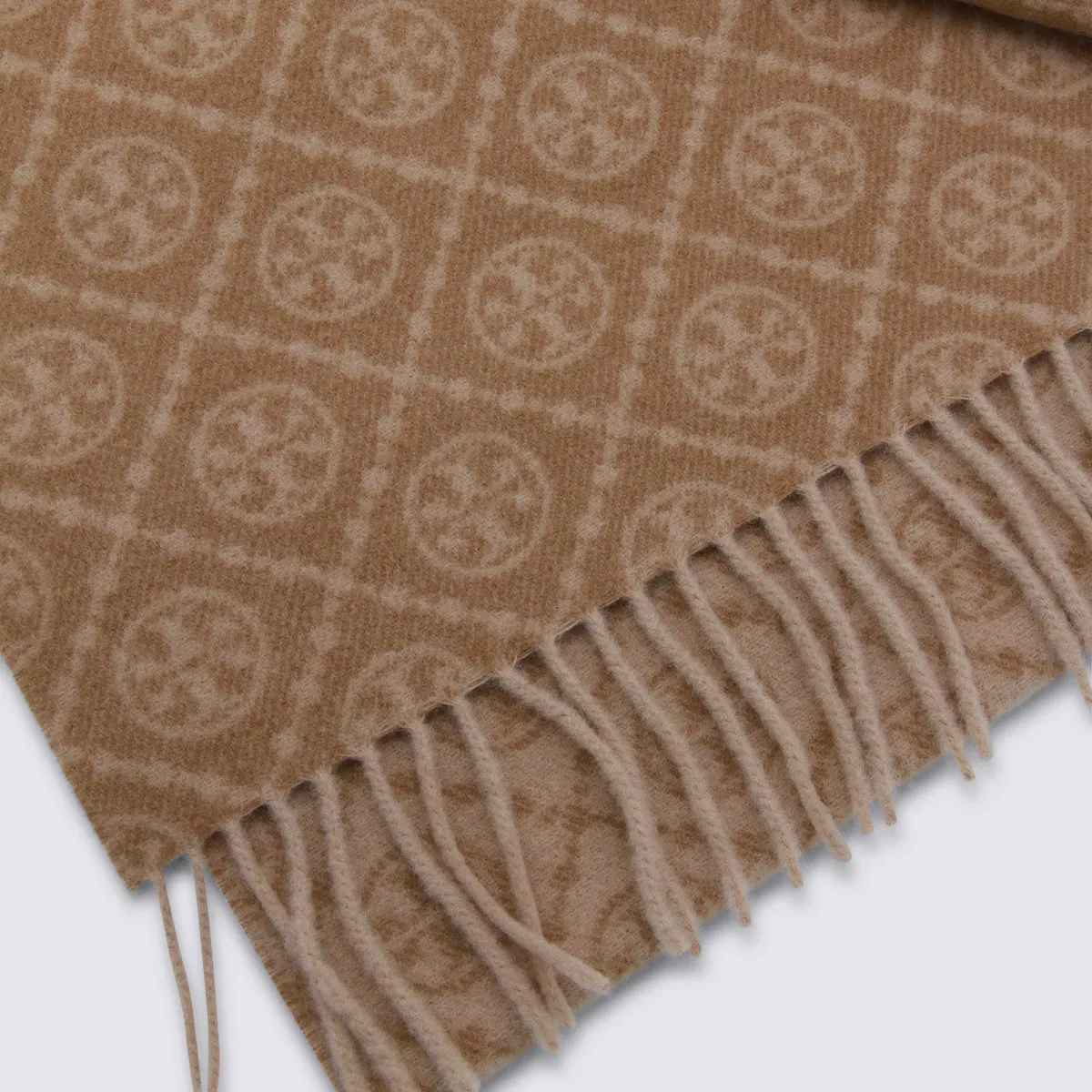 Scarfs Chari sold by Wanan Luxury product image thumbnail 2