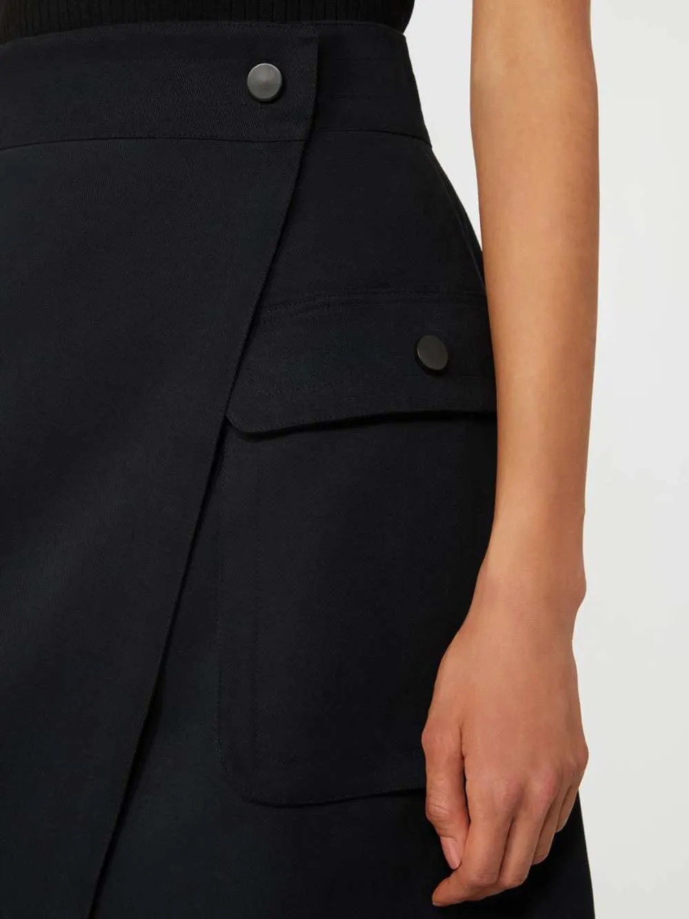 Stretch Cotton Wrap Skirt - Black sold by Wanan Luxury product image thumbnail 5