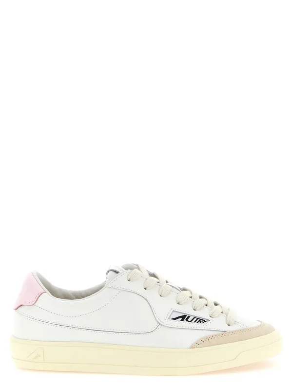 Windscape Low Sneakers Pink made by Autry