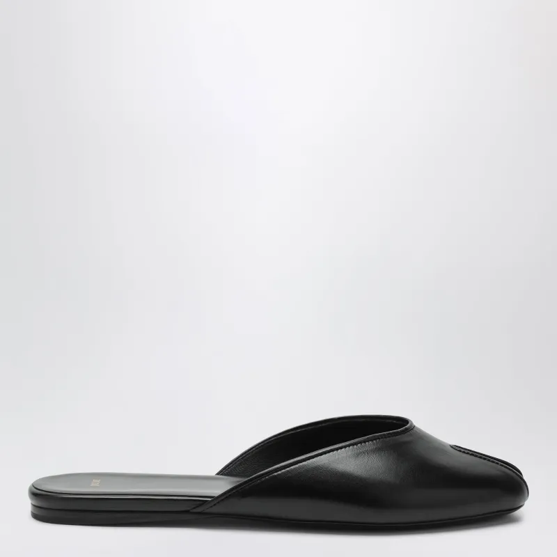 Date Low Sabot In Black Leather made by Jude