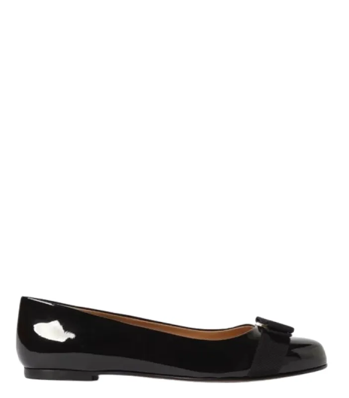 Flat Shoes Blacks And Greys made by Salvatore Ferragamo