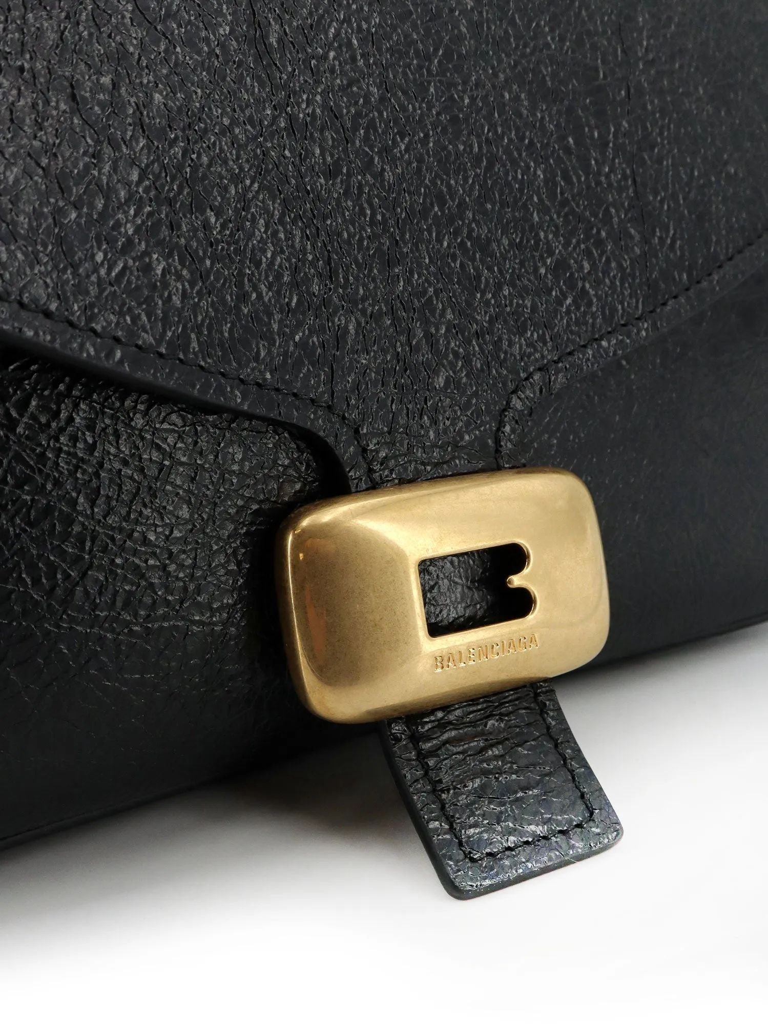 Clicca Arena Leather Medium Shoulder Bag sold by Wanan Luxury product image thumbnail 5