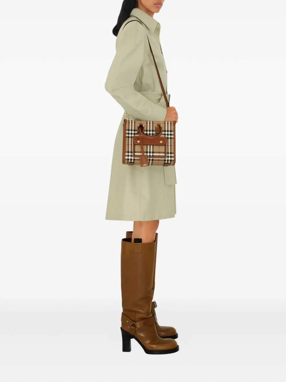 Bags Vntg Chk/Briar Brown sold by Wanan Luxury product image thumbnail 5