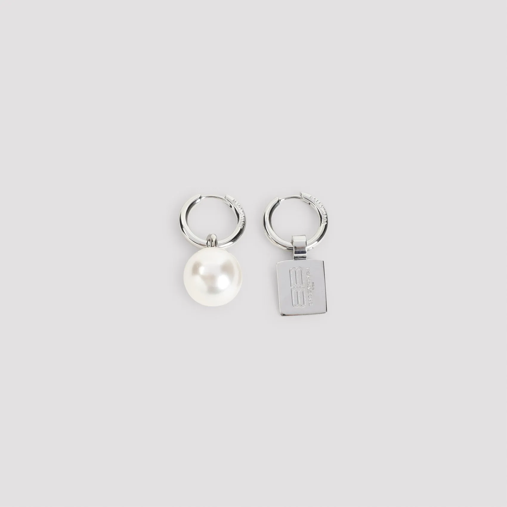 Earrings Metallic sold by Wanan Luxury product image thumbnail 3