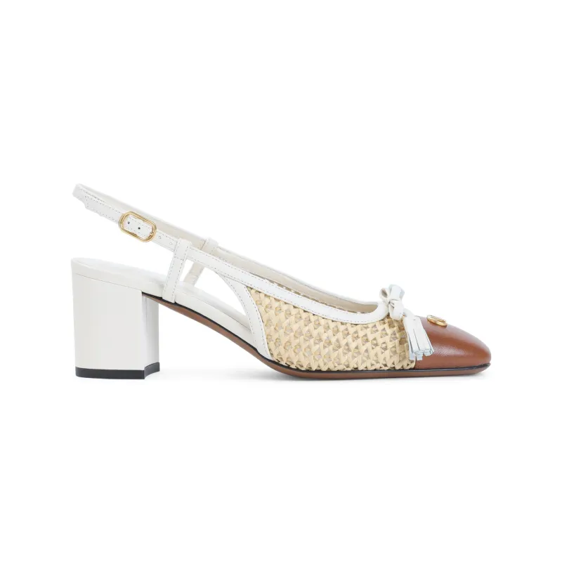 Pumps Nude & Neutrals made by Valentino Garavani