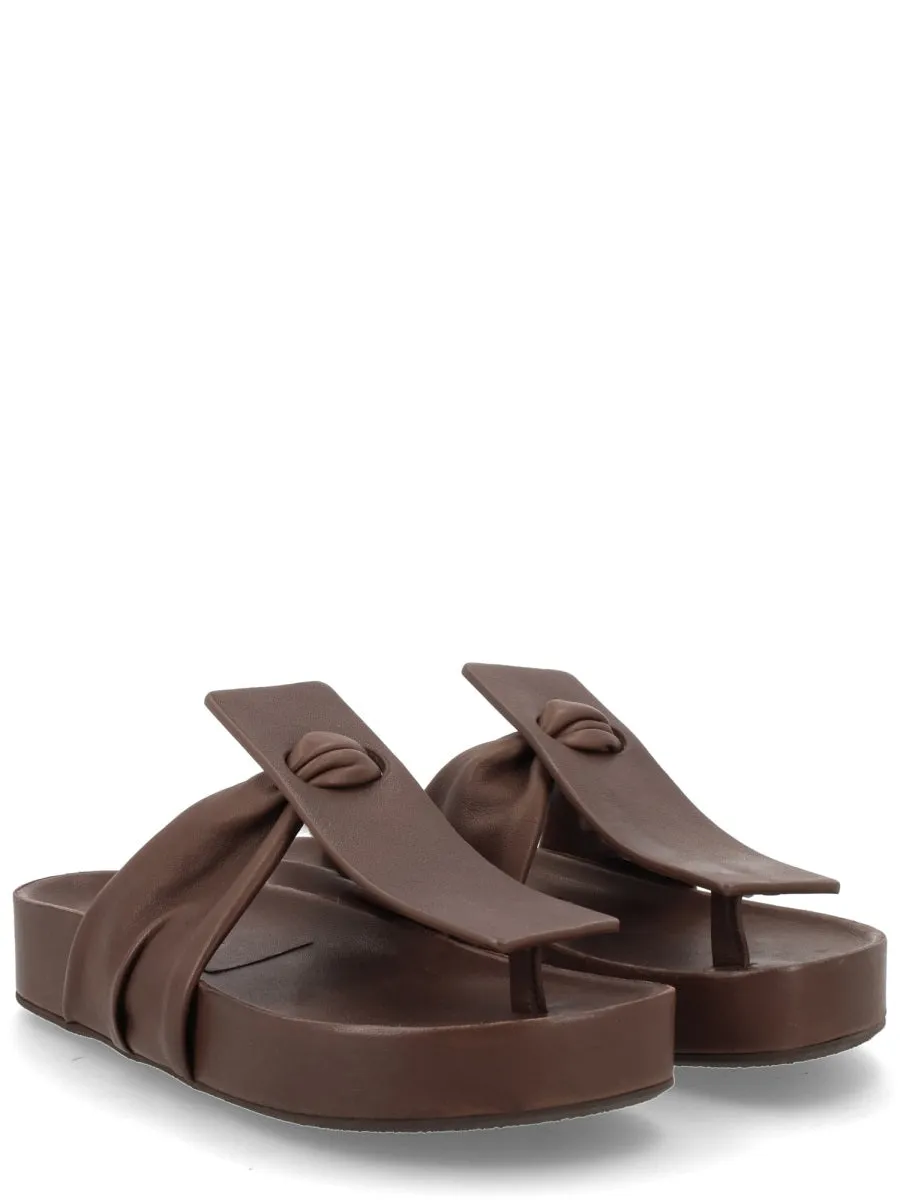 Sandalo Infradito In Pelle sold by Wanan Luxury product image thumbnail 2
