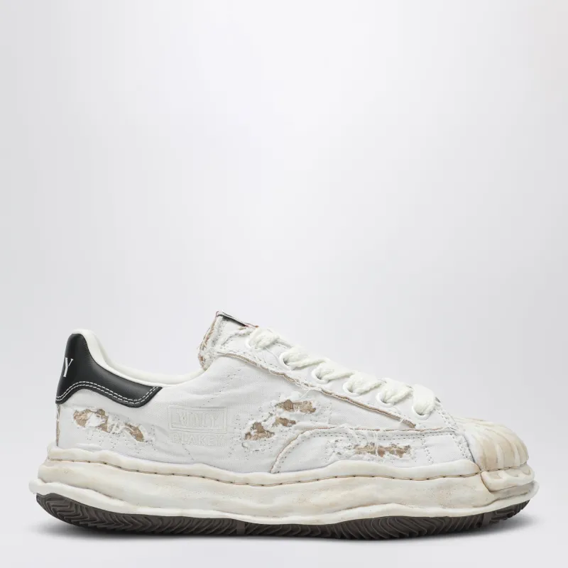Blakey Sneakers In White Canvas With Worn Effect made by Maison MIHARA YASUHIRO