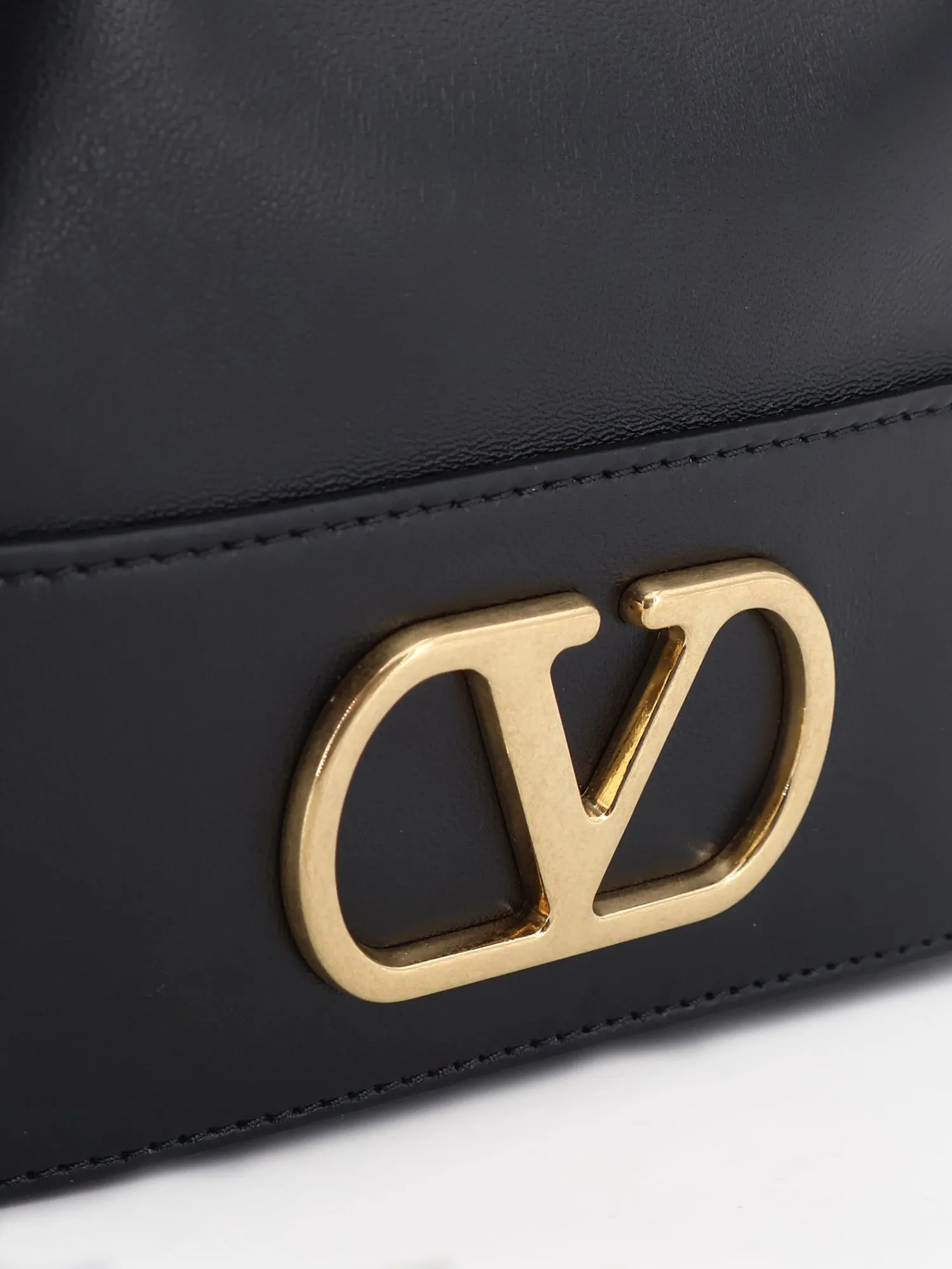 Vlogo Signature Leather Bucket Bag sold by Wanan Luxury product image thumbnail 5