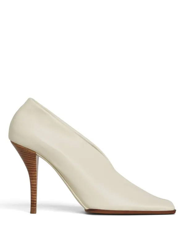 Soft Square Pumps In Leather made by Alaia