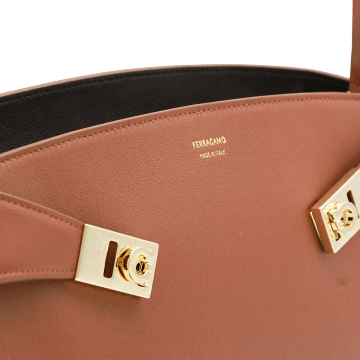 Bags Cognac sold by Wanan Luxury product image thumbnail 3