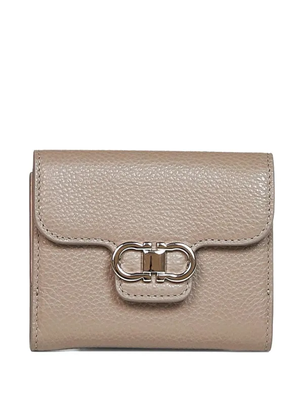 Gancini Grained Leather Compact Wallet made by Salvatore Ferragamo