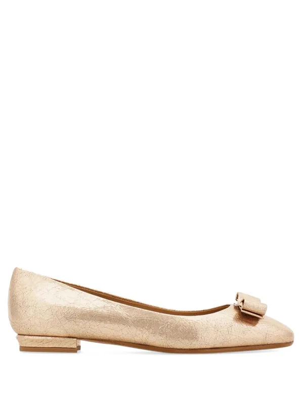 Vara Bow CraquelÉ Finish Leather Ballerinas made by Salvatore Ferragamo