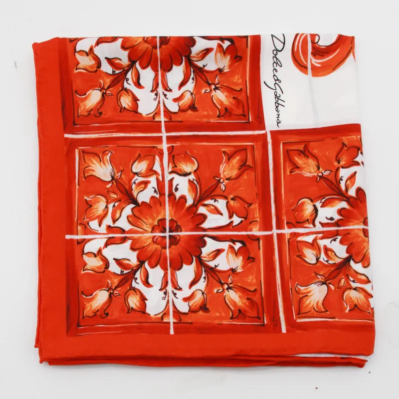 Scarfs Maiolica made by Dolce & Gabanna