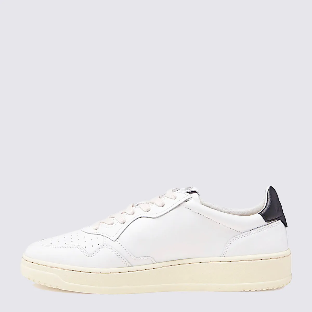 Sneakers White/Black sold by Wanan Luxury