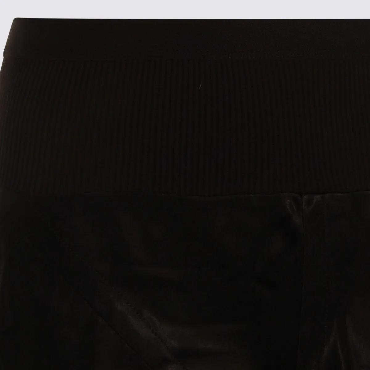 Trousers Black sold by Wanan Luxury product image thumbnail 3