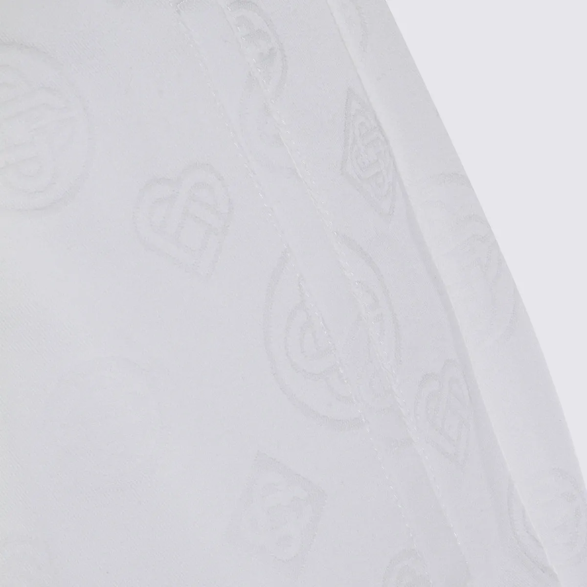 Shorts White sold by Wanan Luxury product image thumbnail 4