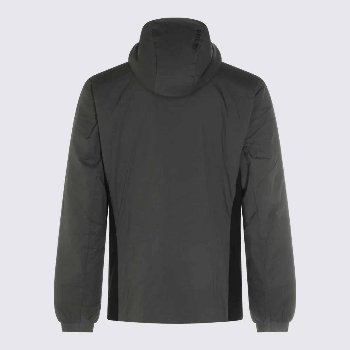 Jackets Cloud/Black sold by Wanan Luxury product image thumbnail 2
