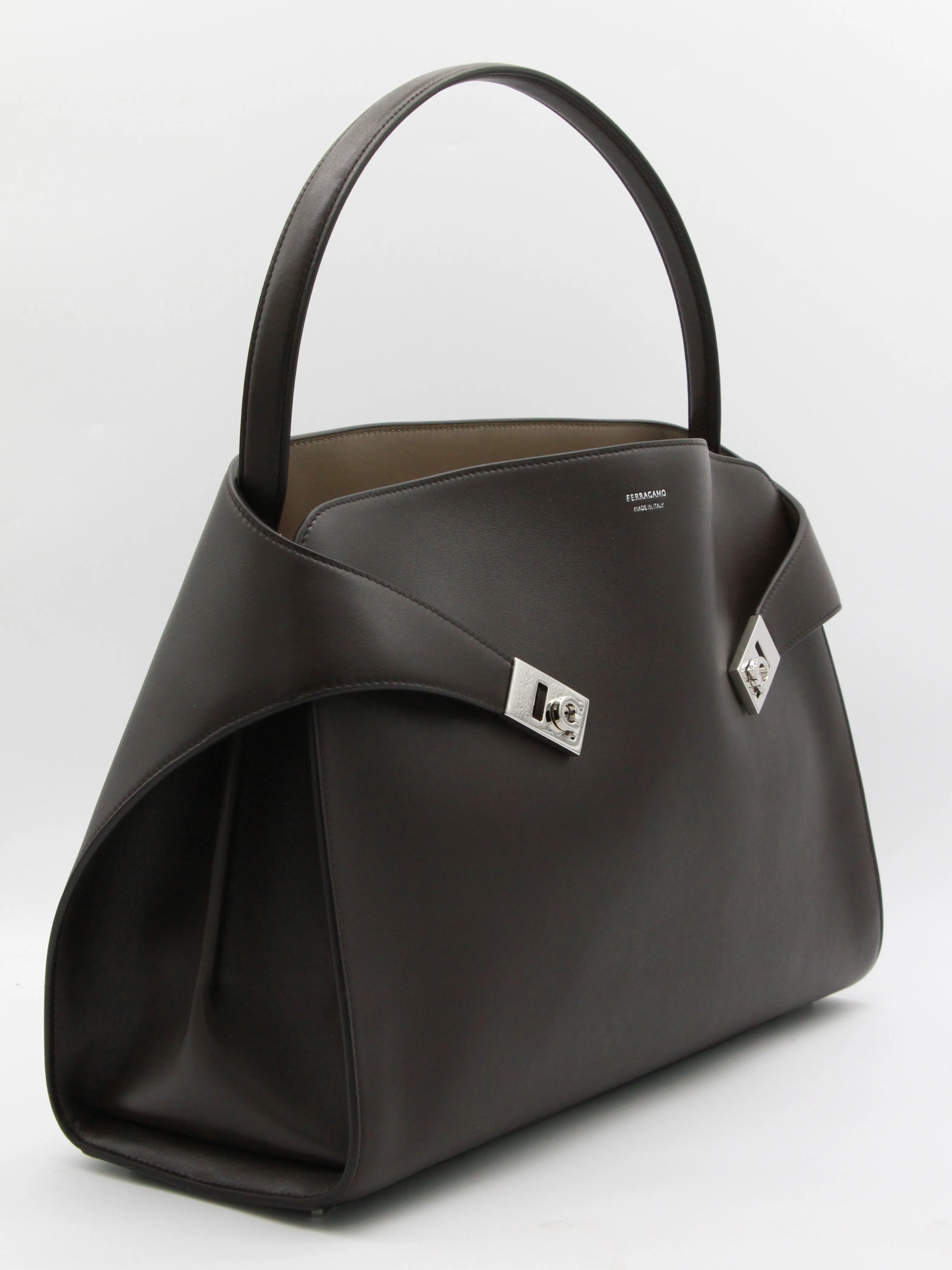 Bags T. Moro sold by Wanan Luxury product image thumbnail 2