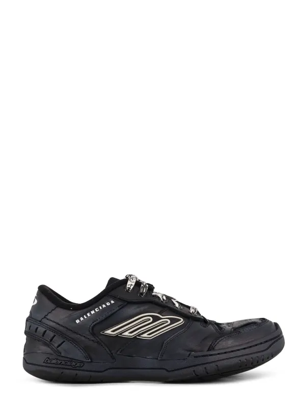 Hamptons Worn-Out Low-Top Leather Sneakers made by Balenciaga