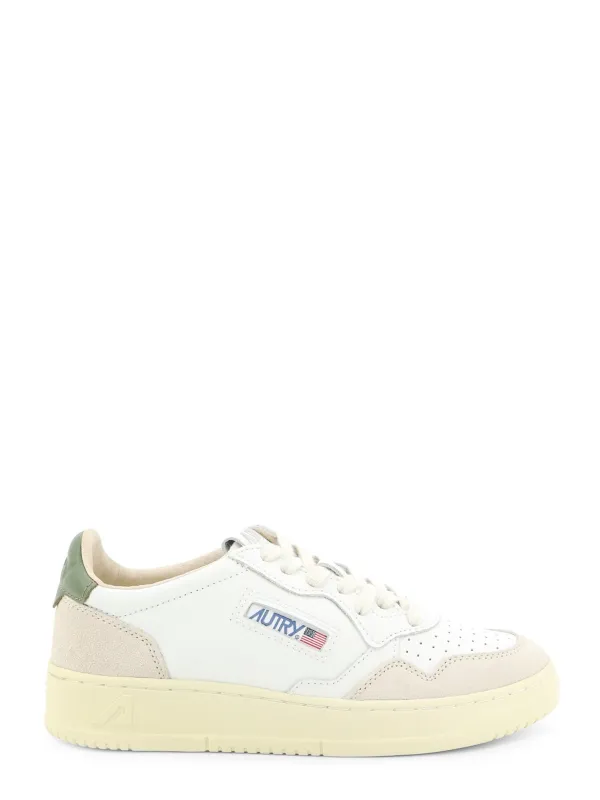 Medalist Low Leather Sneakers With Side Logo made by Autry