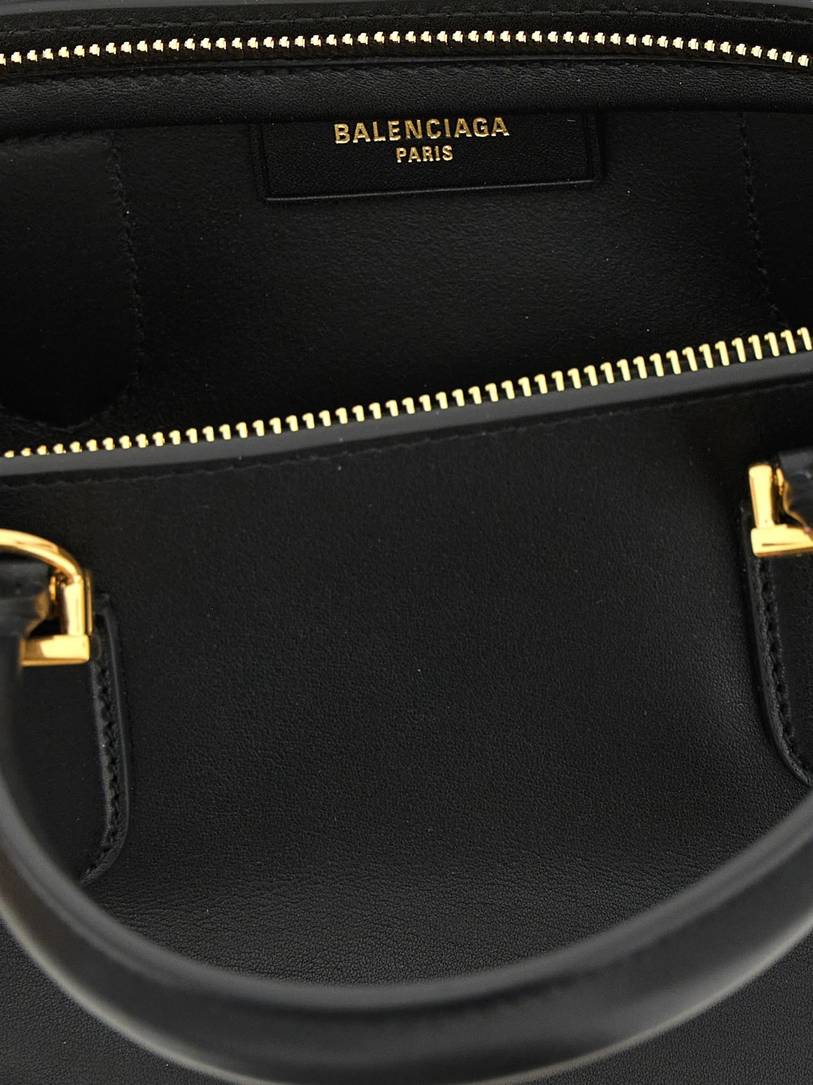 Bolero Hand Bags Black sold by Wanan Luxury product image thumbnail 4
