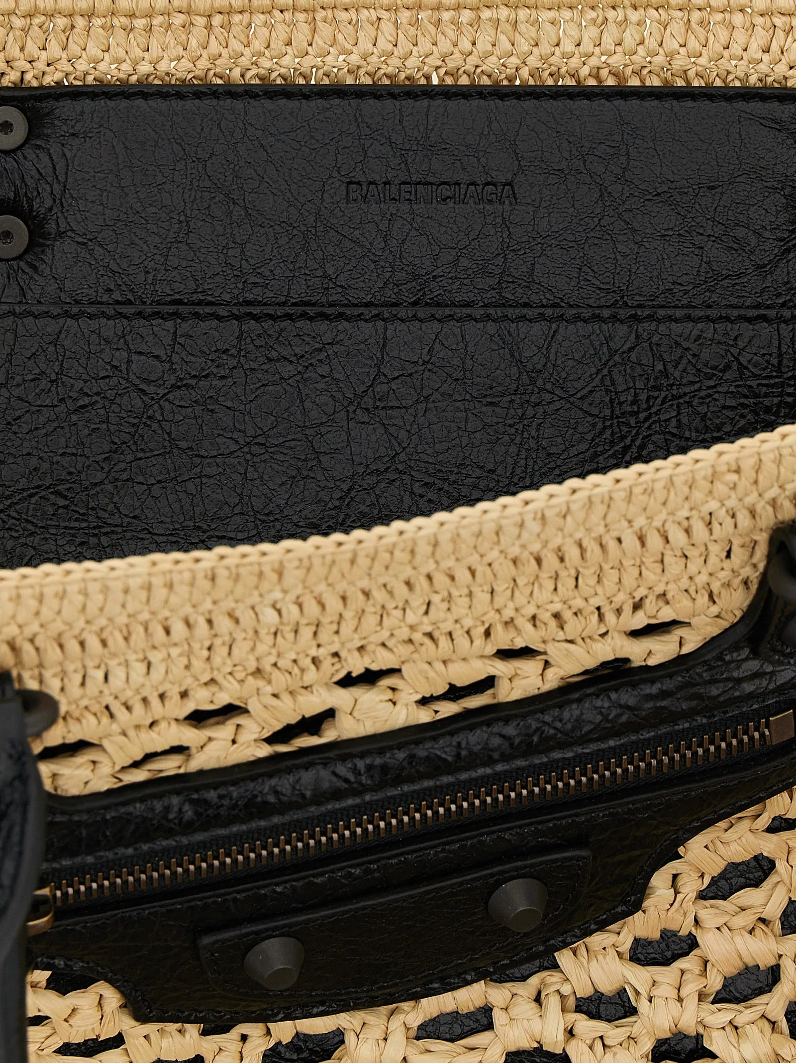 Le City Shoulder Bags Beige sold by Wanan Luxury product image thumbnail 4