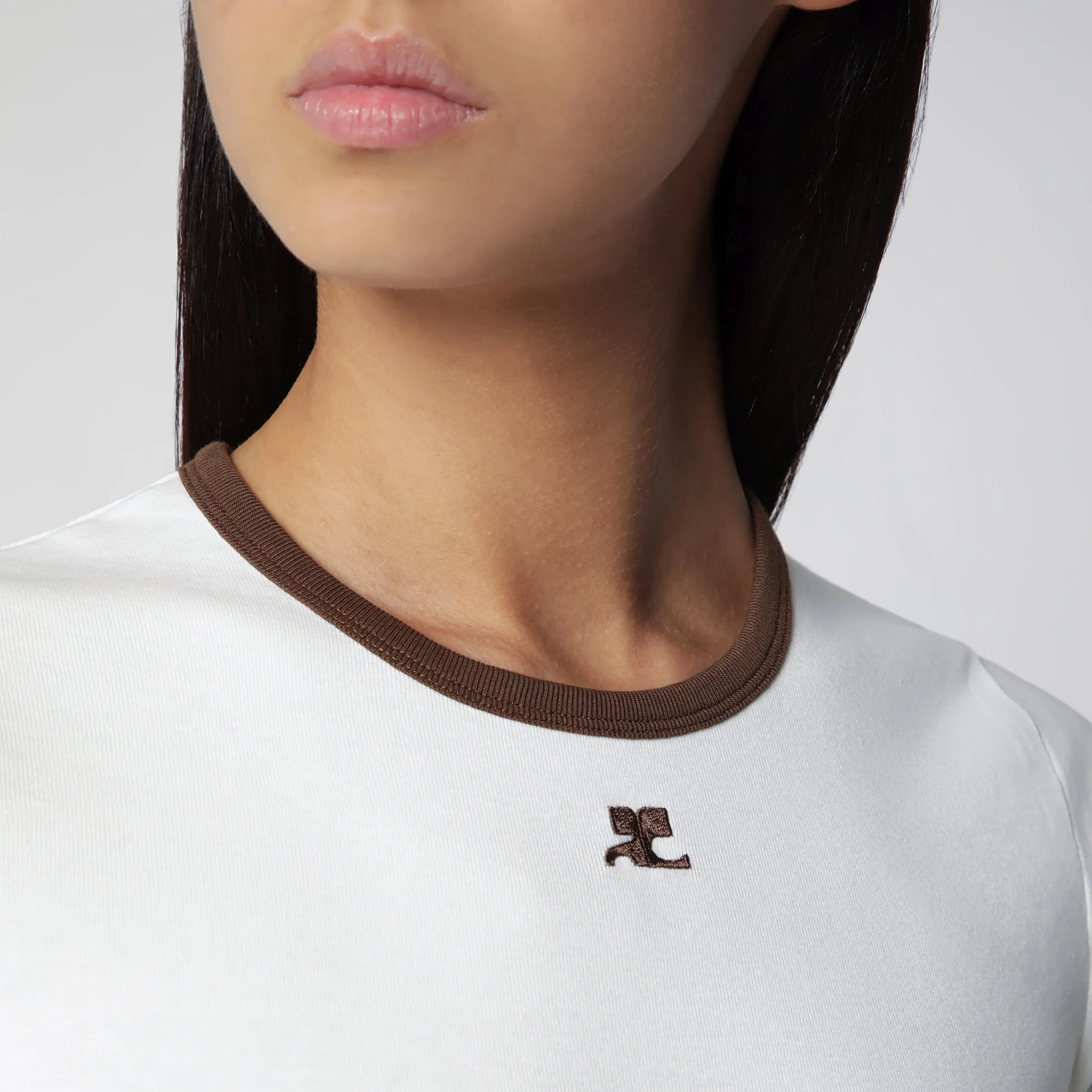 White/Brown Cotton T-Shirt With Contrast Crew Neck sold by Wanan Luxury product image thumbnail 2