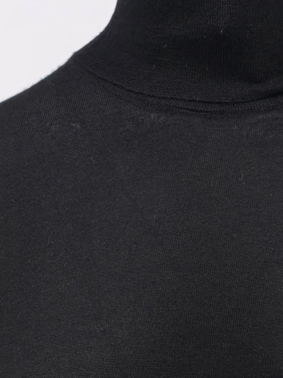 Cashmere And Silk Turtleneck sold by Wanan Luxury product image thumbnail 3