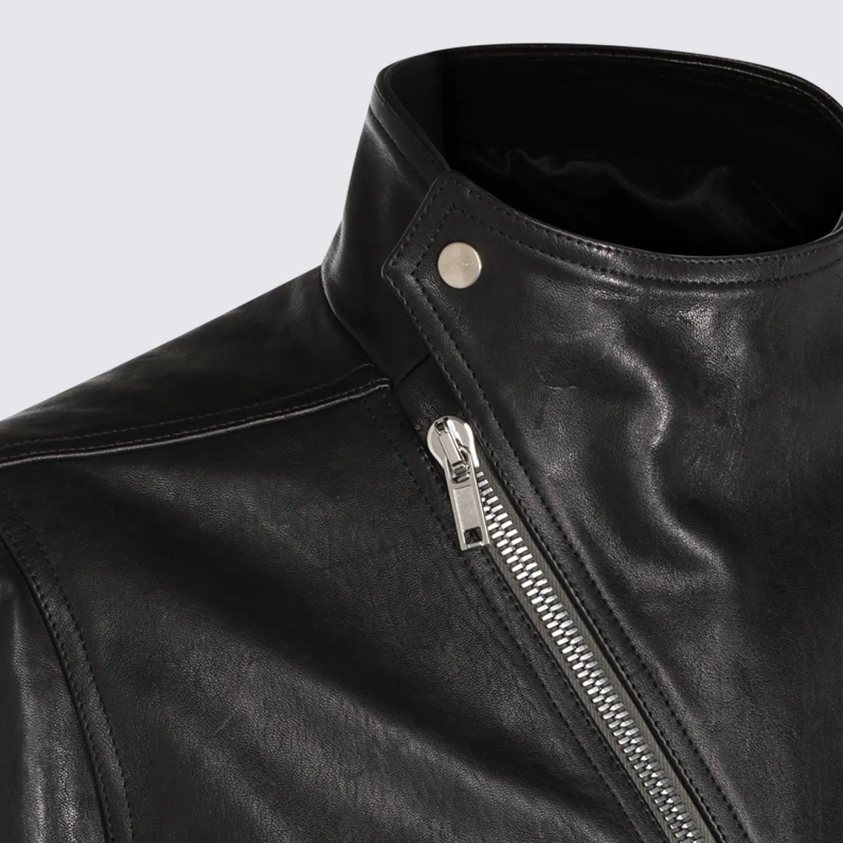 Jackets Black sold by Wanan Luxury product image thumbnail 4