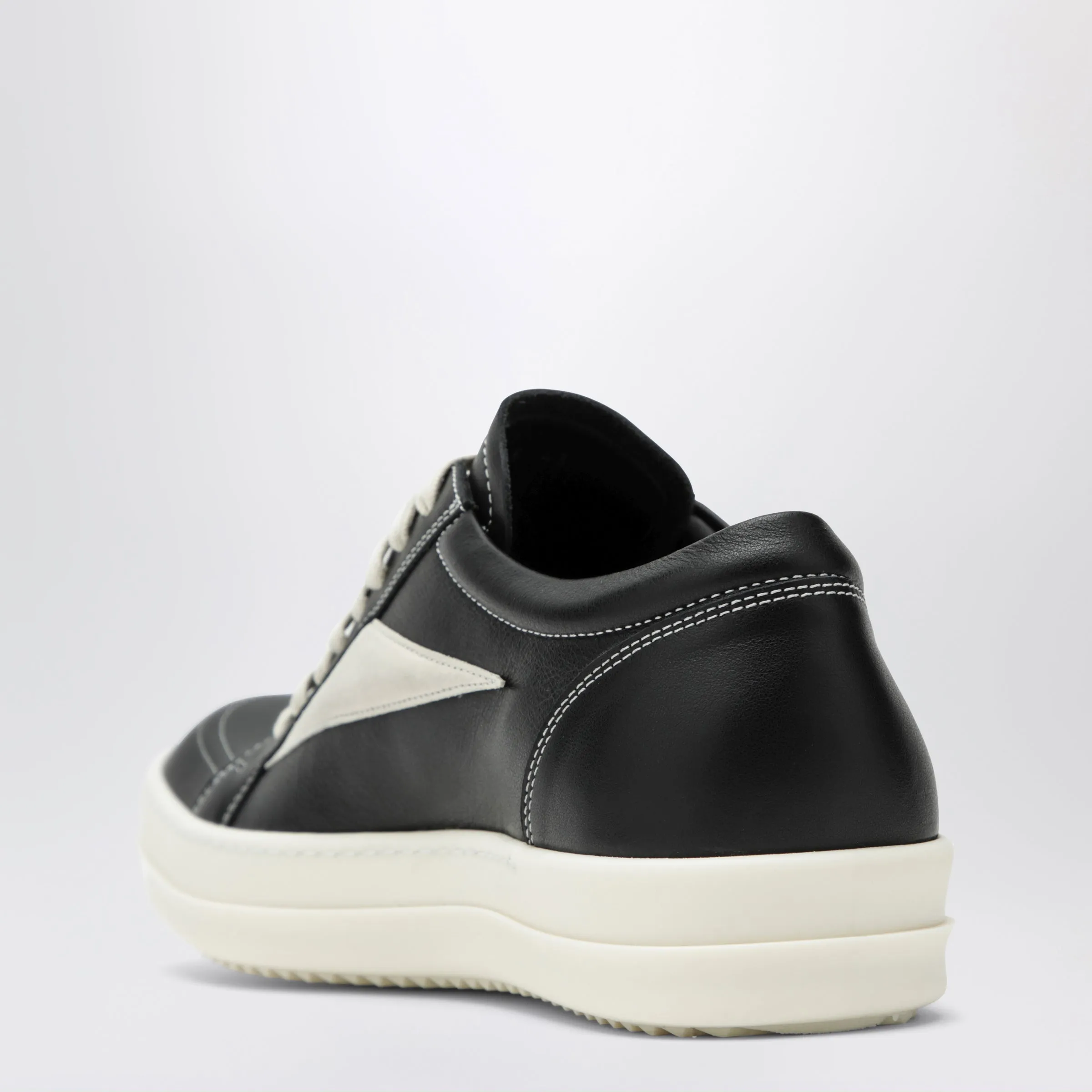 Black/Milk White Vintage Sneakers sold by Wanan Luxury product image thumbnail 2