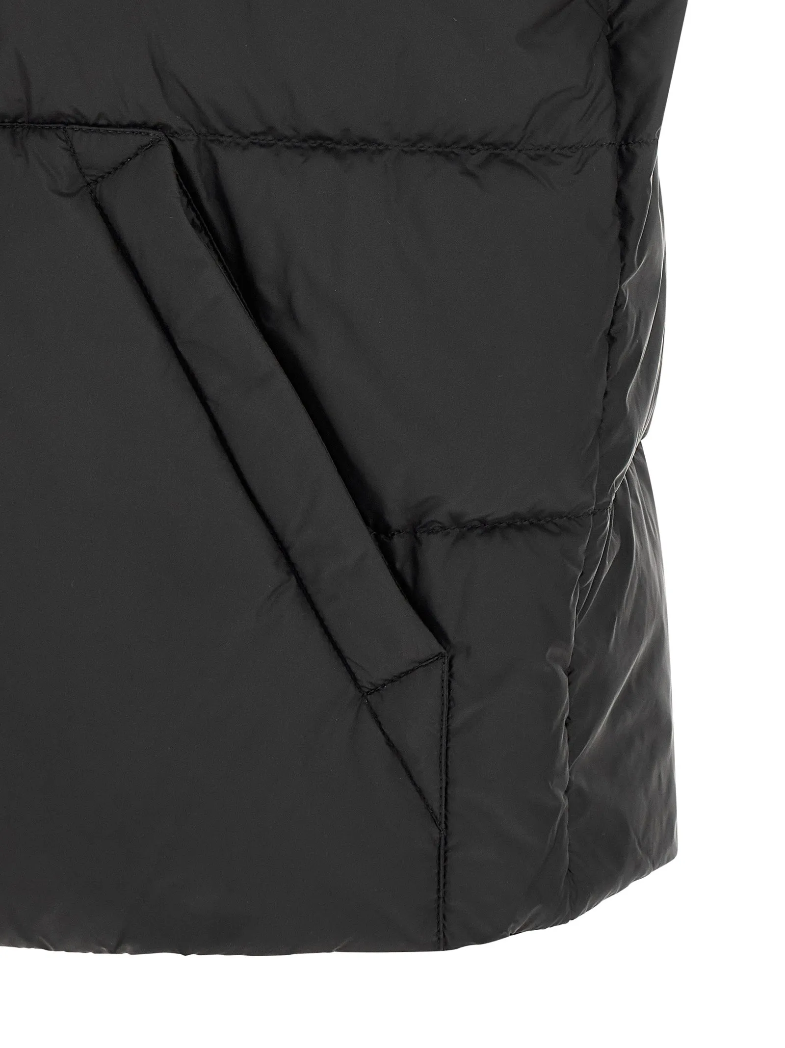 Tuquerouye Gilet Black sold by Wanan Luxury product image thumbnail 4