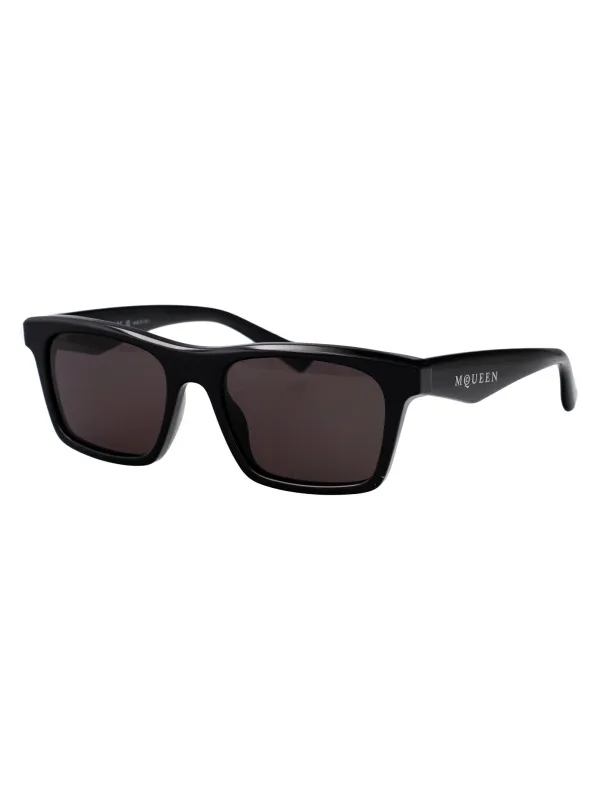 AM0472S CAT EYE Sunglasses made by Alexander McQueen