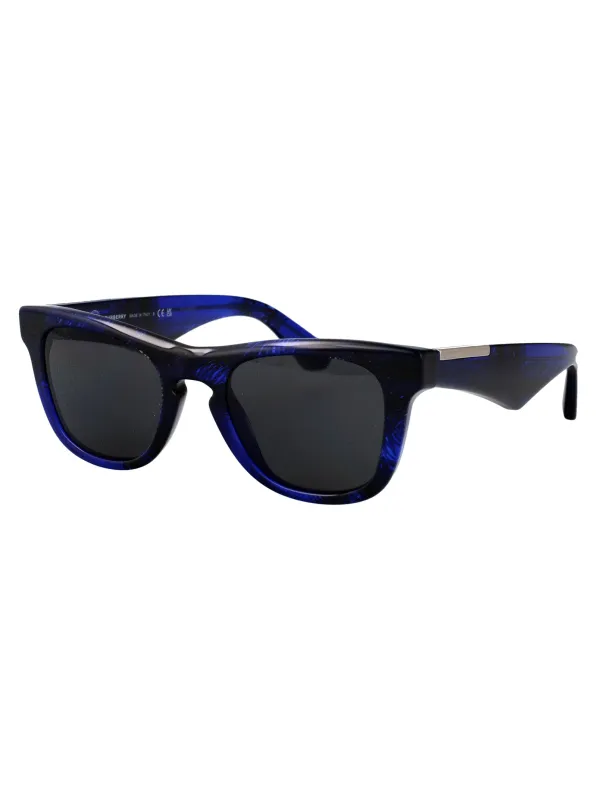 0BE4426 Squared Sunglasses made by Burberry