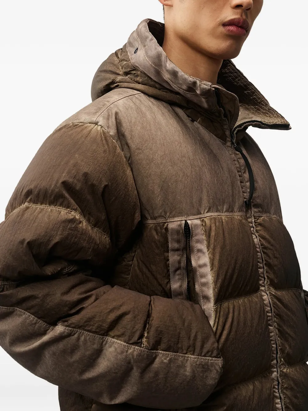 Goggle-Detail Quilted Medium Jacket sold by Wanan Luxury product image thumbnail 4