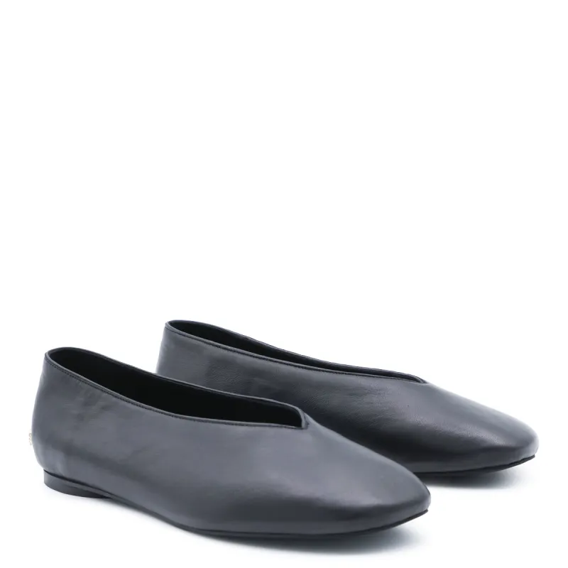 Flat Shoes Black made by Anine Bing