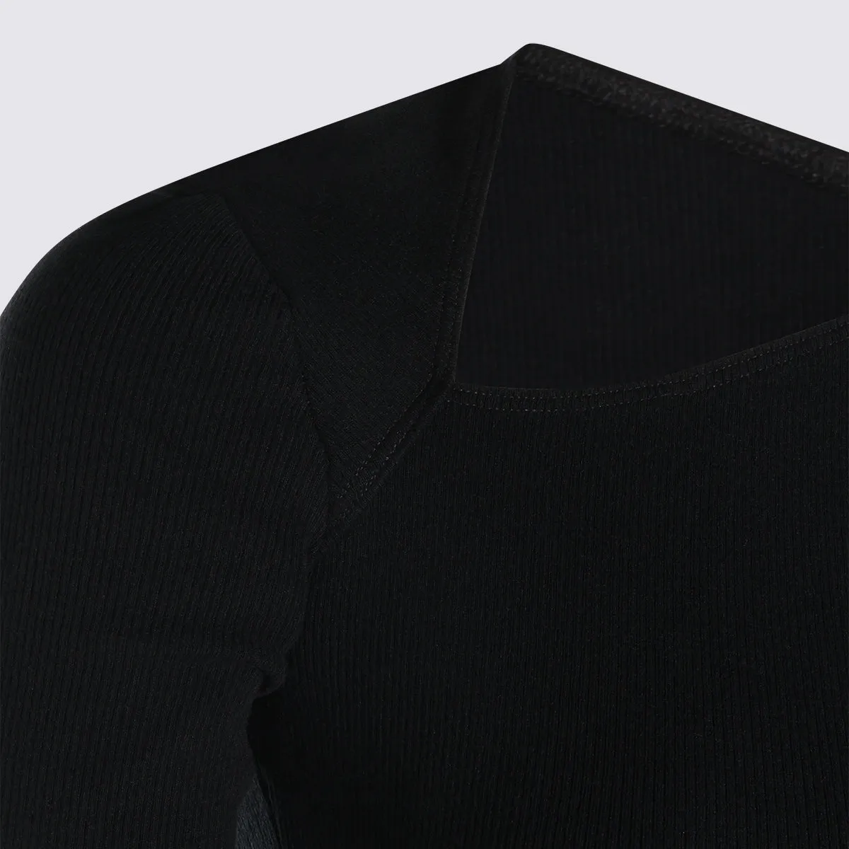 Top Black sold by Wanan Luxury product image thumbnail 3