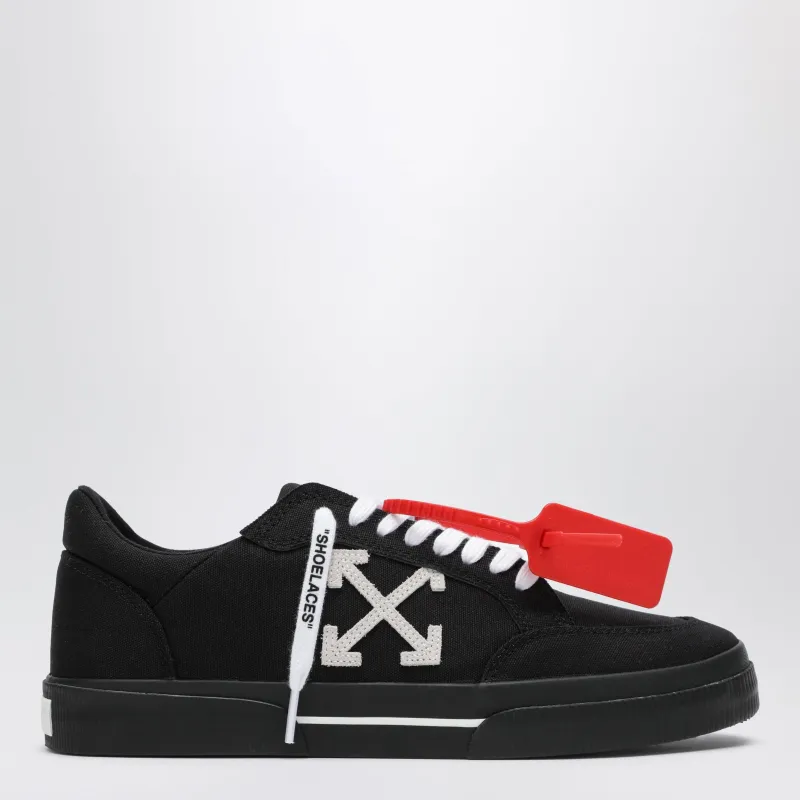 Black/White Vulcanized Low Sneakers made by Off-White